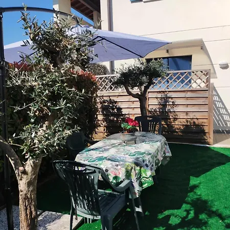 Mini Con Giardino Vendégház 3*