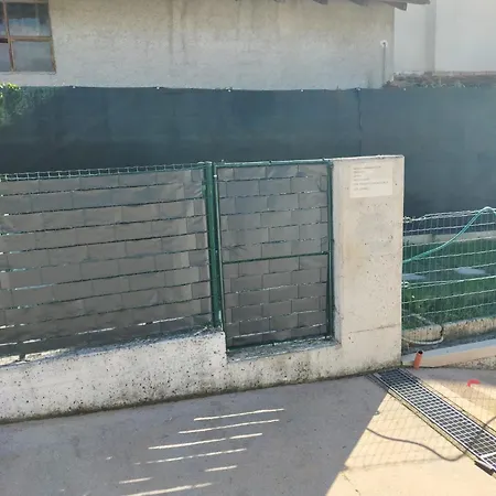 Pensjonat Mini Con Giardino Fontanafredda