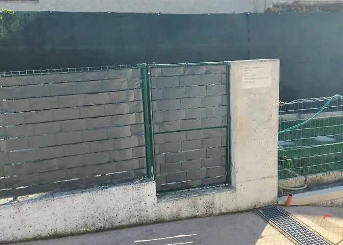 Vendégház Mini Con Giardino Fontanafredda